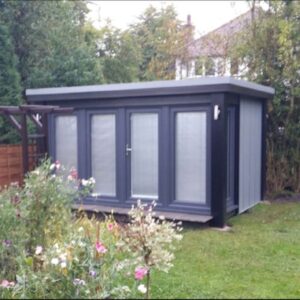 Medium qcb Garden Studio